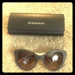 BURBERRY sunglasses